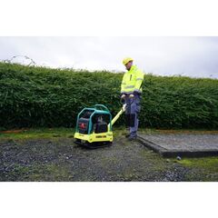  Glasfaserbau Rüttelplatten Ammann APR 22/40 Vibrationsplatte 12465801